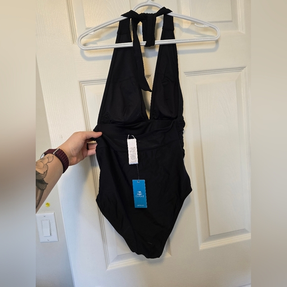 NWT Elegant Black Halter One-Piece Swimsuit - Picture 4 of 5